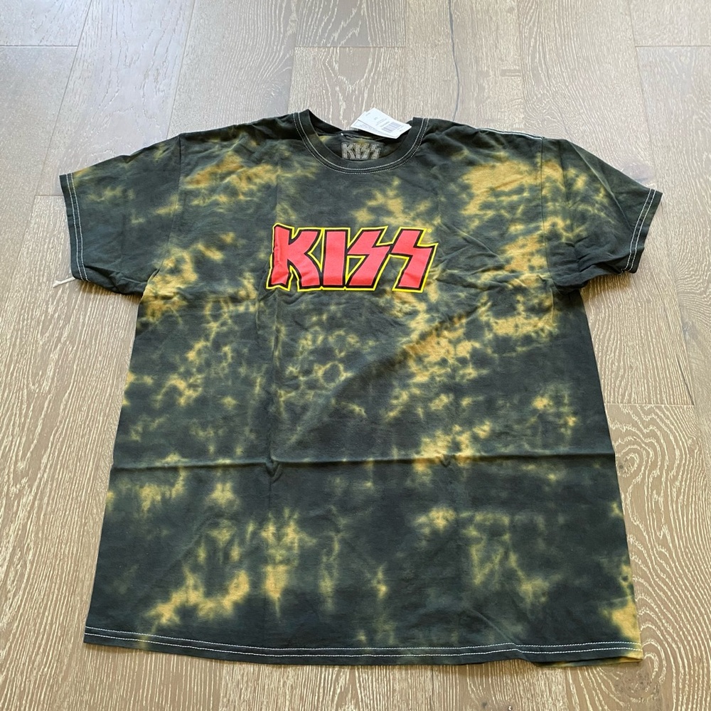 Hot Topic KISS logo bleach dye tee